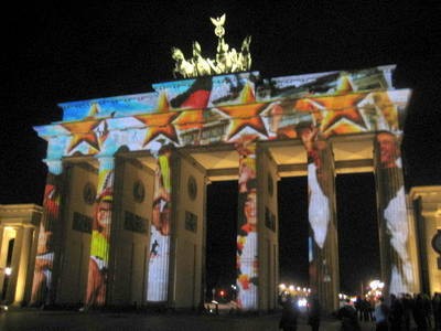 Tag der deutschen Einheit 2024 evtl. Brandenburger Tor, aber sicher andere tolle Veranstaltungen am Einheitstag