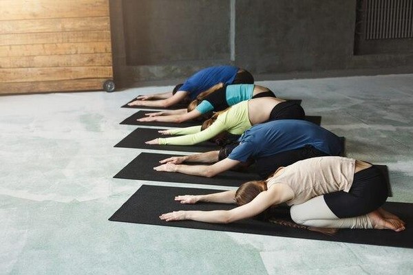 Yin yoga [for IB staff only]