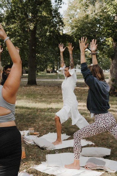 Mindful Escapes • Yoga Brunch Berlin (Monbijou Park)