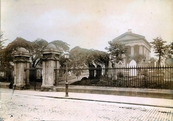 Discover the History of Key Hill cemetery, Birmingham Walking Tour