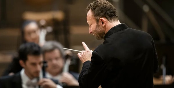 Kirill Petrenko mit Rachmaninows »Francesca da Rimini«