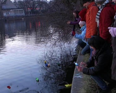 NeujahrsLachMeditationSpaziergang an der Spree - für alle, die lachend ins Neue Jahr hineinspazieren wollen