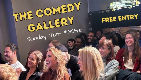 Comedy Special in an Art Gallery 😍 #Mitte