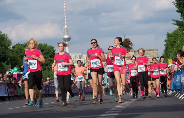 Berliner Frauenlauf 2025 - 40. VITAMIN WELL Frauenlauf Berlin