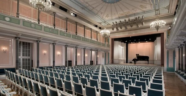 Berliner Klavierfestival: Severin von Eckardstein