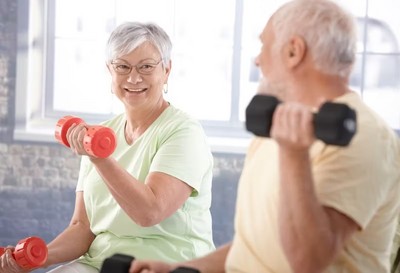 Sitzgymnastik für Senior*innen