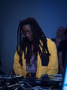 DJ Jumoke Adeyanju aka mokeyanju. Durchlüften – 2025 Live Konzerte & DJ Acts