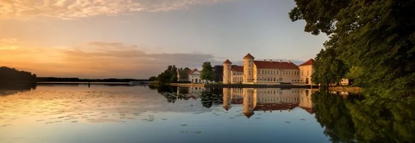 Kreativ in Schloss und Park: Farbenspiele